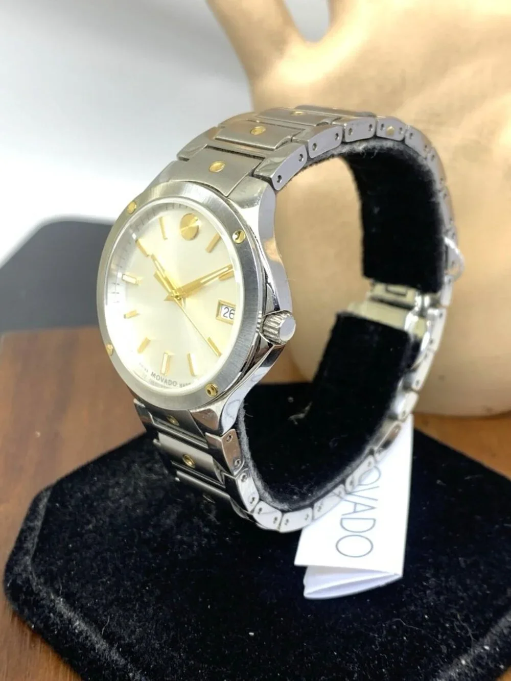 Movado SE Women's Watch 0607516 Swiss Quartz Two Tone Stainless Steel 32mm